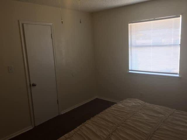One Bedroom Close To Fort Sill! Лоутън Екстериор снимка